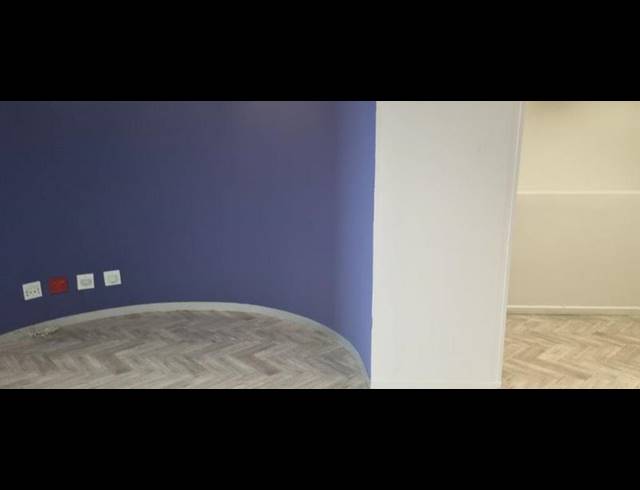 BUSINESS PROPERTY TO RENT IN MOWBRAY